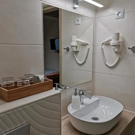 Alfa 3* Győr