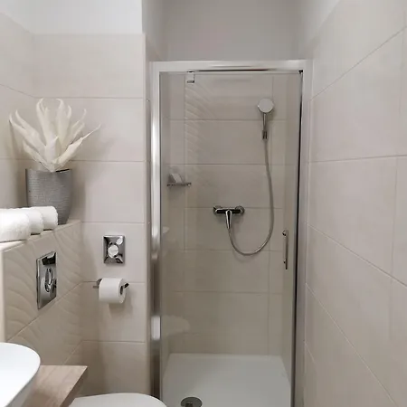 Alfa Hotel 3*