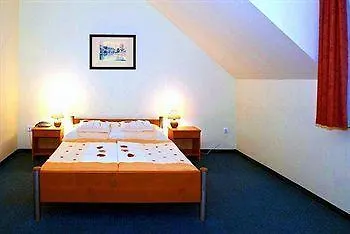 Hotel Alfa 3*